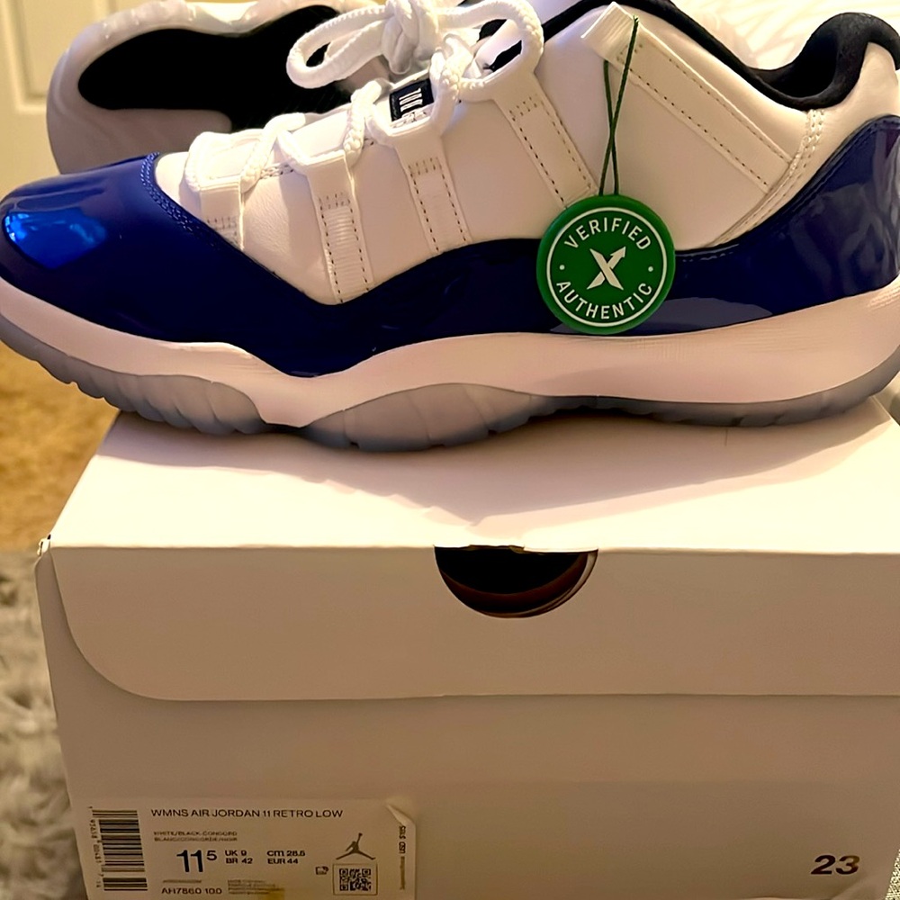 Authentic Jordan 11’s Retro Low - Picture 4 of 5